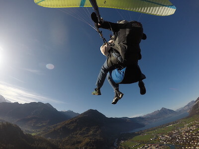 Vol biplace pédagogique en parapente pour se perfectionner en thermique